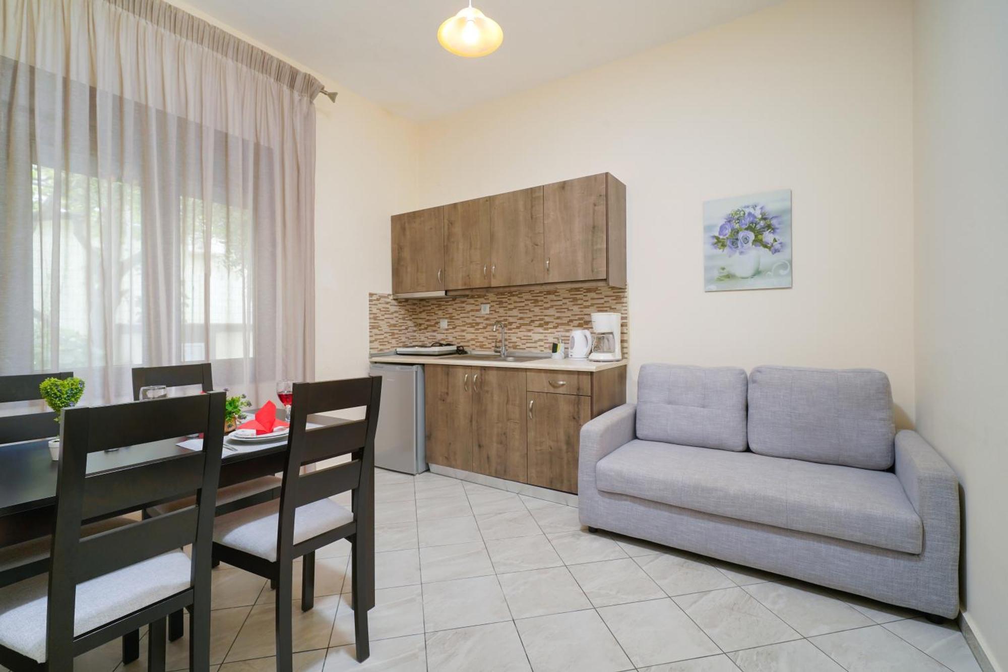 Maria Dina Apartments 1 Потос Екстериор снимка