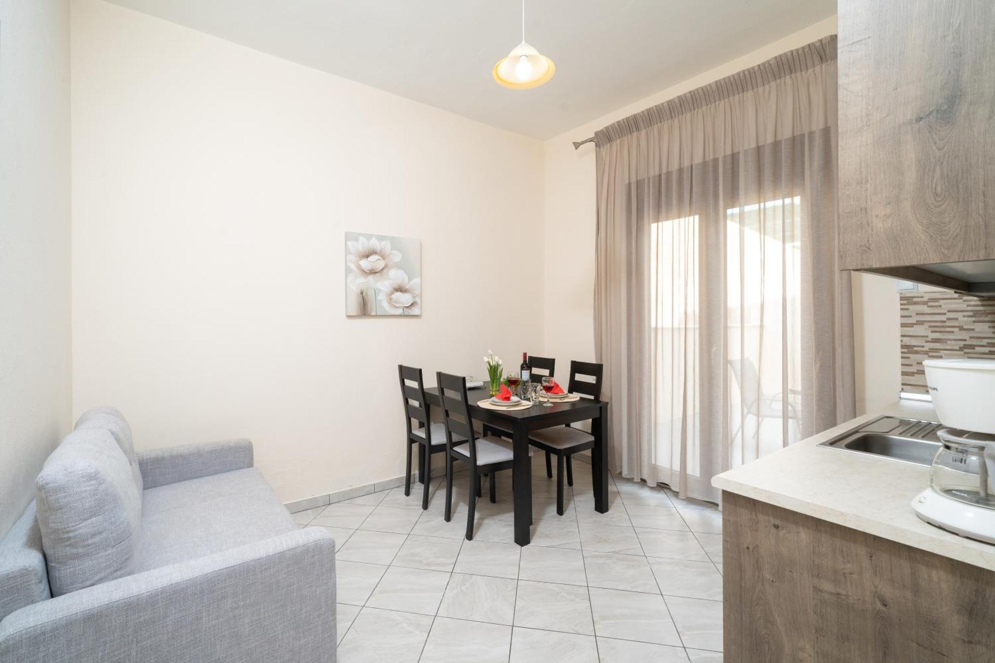 Maria Dina Apartments 1 Потос Екстериор снимка