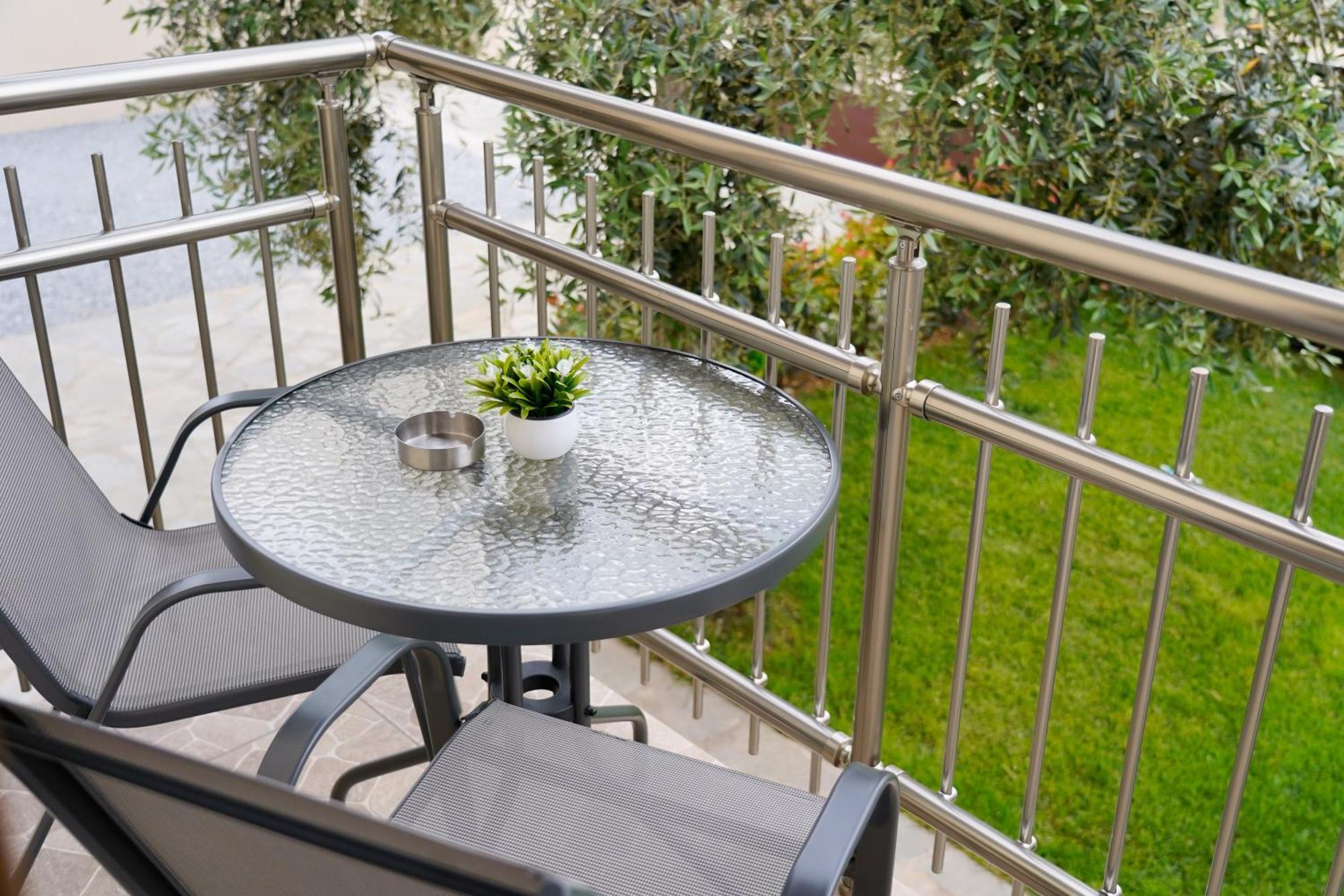 Maria Dina Apartments 1 Потос Екстериор снимка