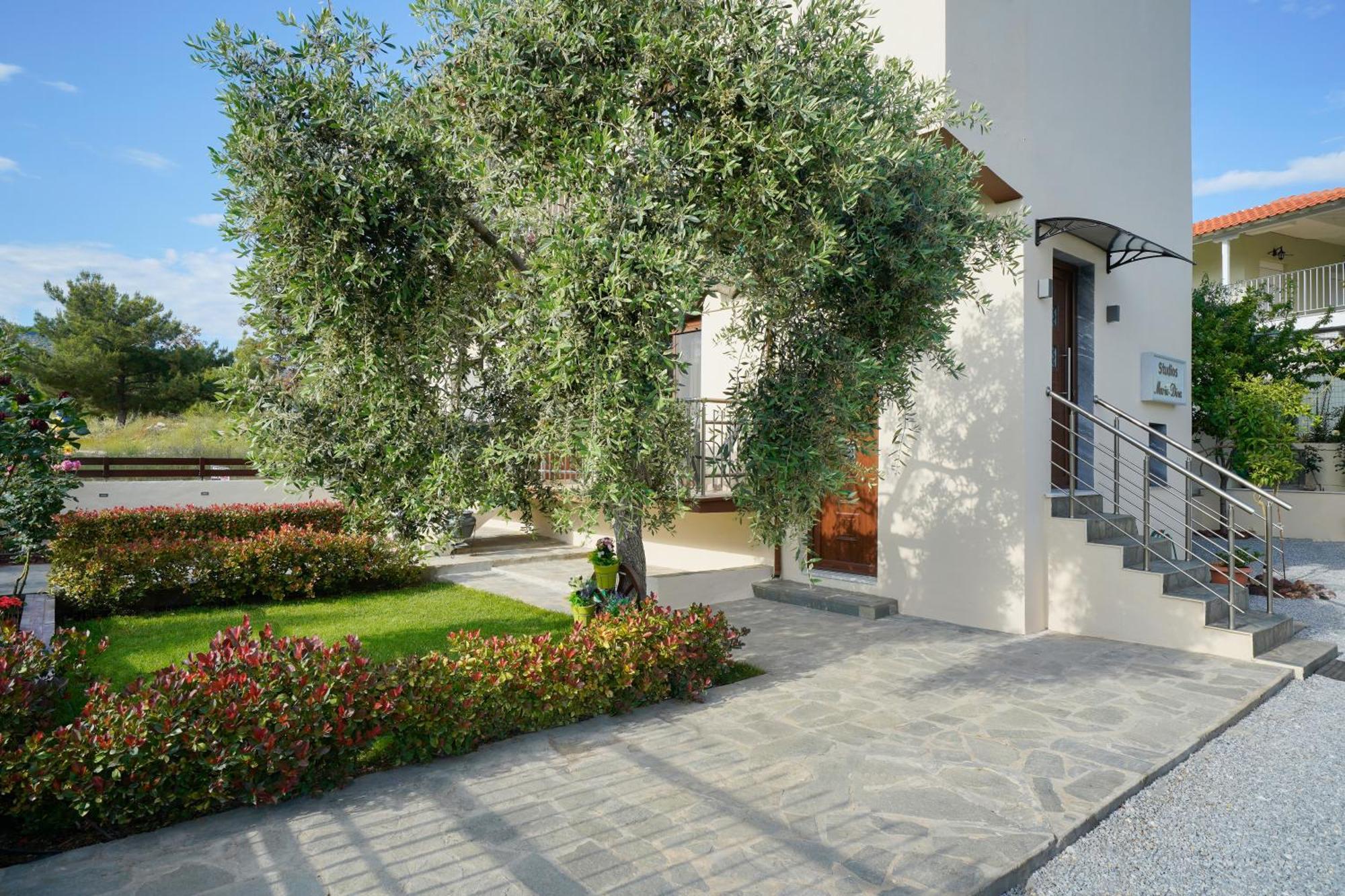 Maria Dina Apartments 1 Потос Екстериор снимка